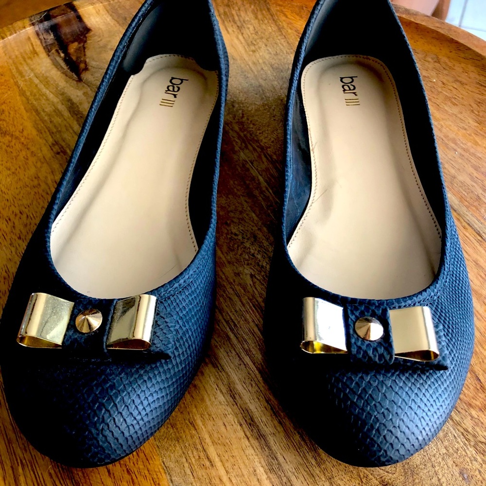 Bar iii Black/Gold flats